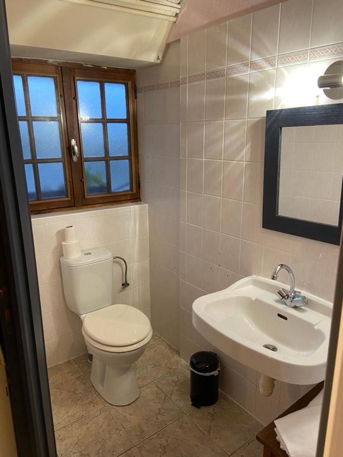 Bed and Breakfast La Penate Pluduno Exterior foto